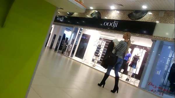 אפרוח מגניב בסופר.